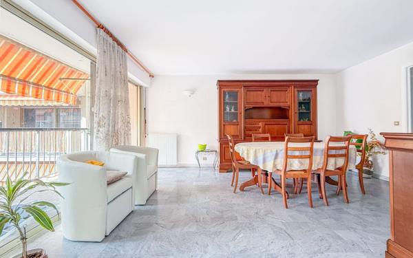 Appartement à vendre    3 pièces • 80,45 m2 Cagnes-sur-Mer