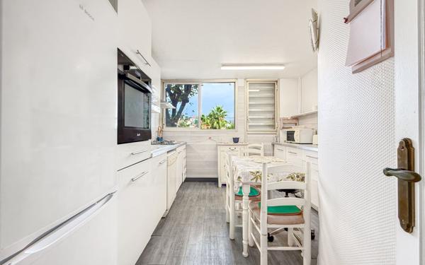 Appartement à vendre    3 pièces • 80,45 m2 Cagnes-sur-Mer