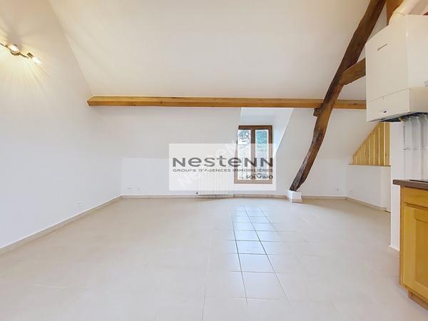 À louer : Appartement 2 pièces à Saint Germain les Corbeil