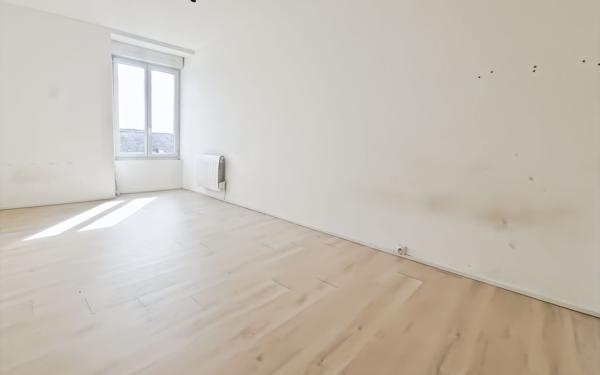 Maison à vendre    5 pièces •  Janville