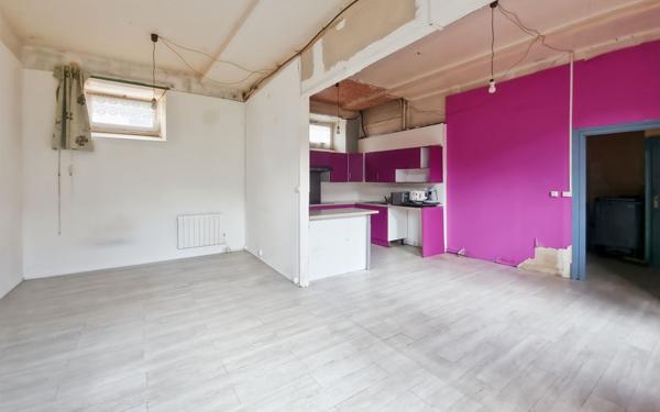 Maison à vendre    5 pièces •  Janville