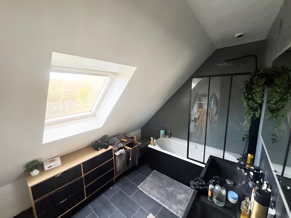 Pavillon familial, village recherché !