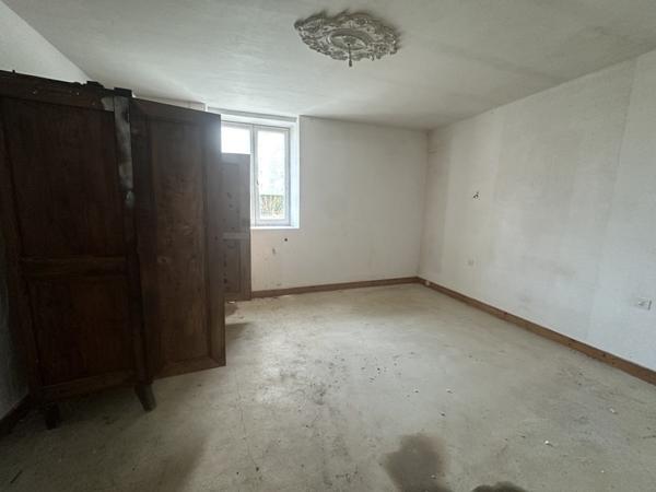 Maison à vendre |  Lizant |  6 pièces | 160 m²