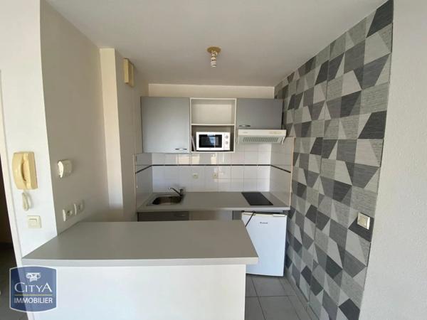 Appartement à louer 2 pièces 34.83m² Poitiers (86000)
