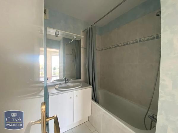 Appartement à louer 2 pièces 34.83m² Poitiers (86000)