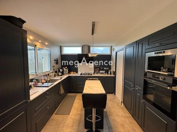 Maison à PLOUZANE, 29280 - 7 pièces 131m²