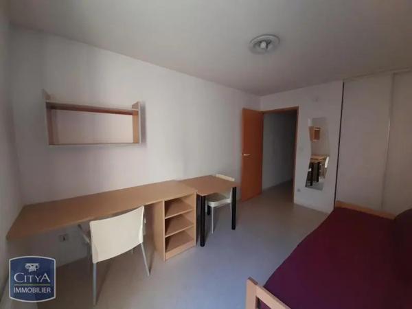 Appartement à louer 1 pièce 17.4m² Nîmes (30000)