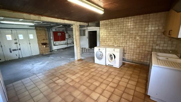 Maison plain pied 3 ch bureau 97 m² terrain 817 m²