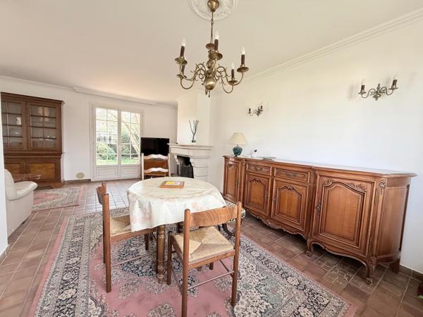 Maison de 130M2  édifiée sur un terrain  de 628M2