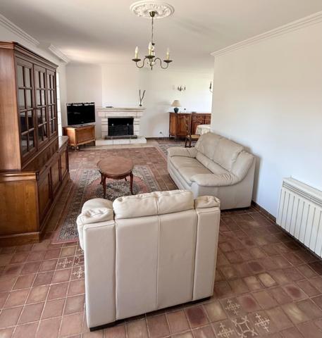 Maison de 130M2  édifiée sur un terrain  de 628M2