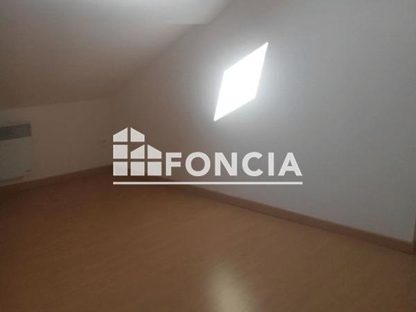 Location Appartement 3 pièces 35.7 m² - 19 QUAI RIMBAUD Charleville Mezieres 08000