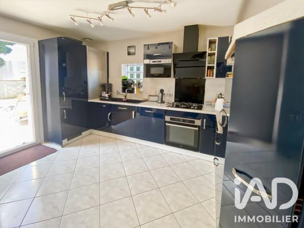 Maison à vendre 5 pièces 80 m² Villecresnes