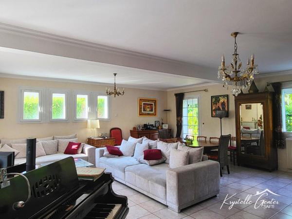 Maison familiale, 5 chambres idéalement située à Dole
