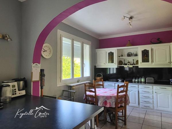 Maison familiale, 5 chambres idéalement située à Dole