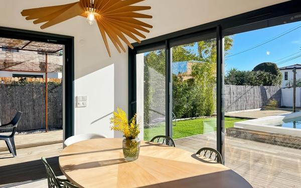 Maison à vendre    4 pièces •  Marseillan