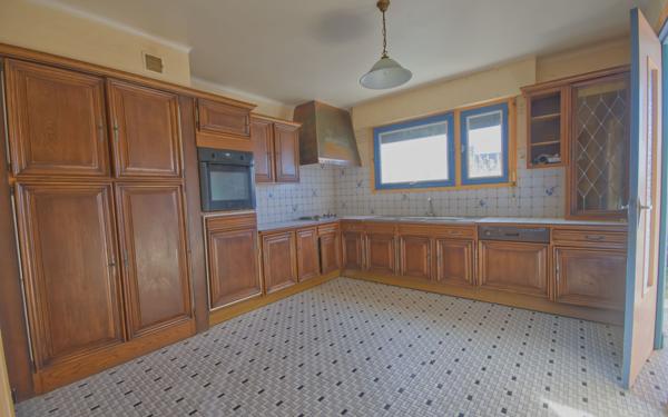 Maison à vendre    5 pièces • 143,75 m2 Elven