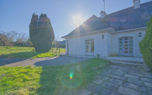 Maison à vendre    5 pièces • 143,75 m2 Elven