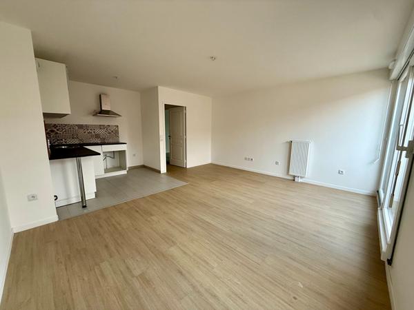 À louer : Appartement 2 pièces à Saint Pierre du Perray