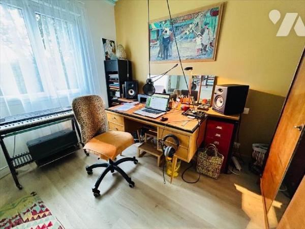 Vous cherchez une maison alliant modernité, confort et charme ? Venez découvrir cette superbe m...