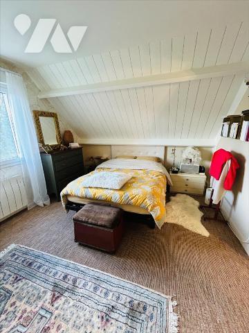 Vous cherchez une maison alliant modernité, confort et charme ? Venez découvrir cette superbe m...