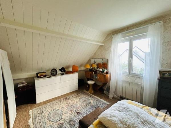 Vous cherchez une maison alliant modernité, confort et charme ? Venez découvrir cette superbe m...