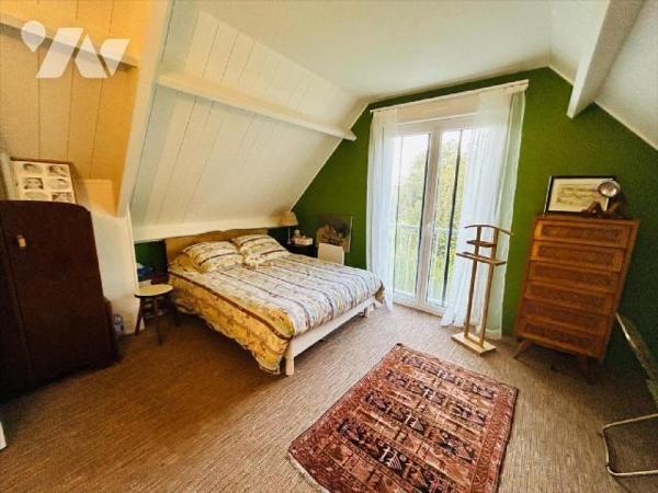 Vous cherchez une maison alliant modernité, confort et charme ? Venez découvrir cette superbe m...