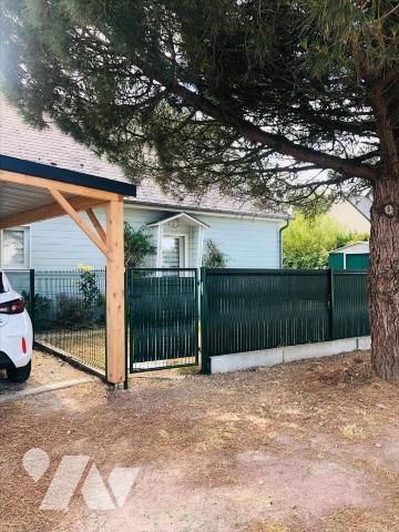 Vous cherchez une maison alliant modernité, confort et charme ? Venez découvrir cette superbe m...