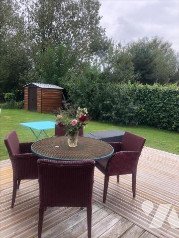 Vous cherchez une maison alliant modernité, confort et charme ? Venez découvrir cette superbe m...