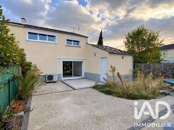 Maison à vendre 5 pièces 103 m² Saint-Pierre-lès-Nemours