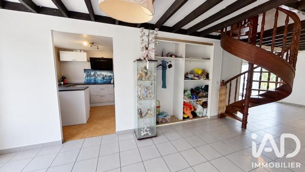Maison à vendre 5 pièces 103 m² Saint-Pierre-lès-Nemours