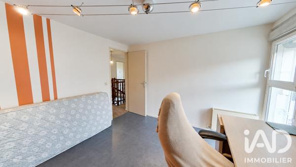 Maison à vendre 5 pièces 103 m² Saint-Pierre-lès-Nemours
