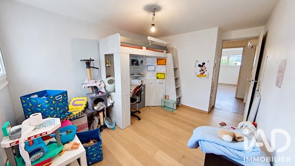 Maison à vendre 5 pièces 103 m² Saint-Pierre-lès-Nemours