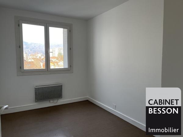 SAINT MARTIN D'HERES - T4 - 4 RUE GALILEE
