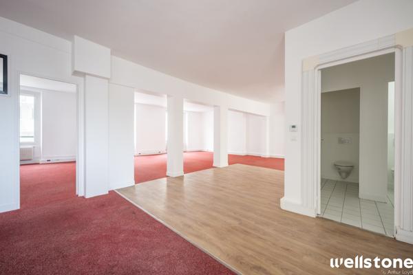 Bureaux à louer à PARIS 75011
