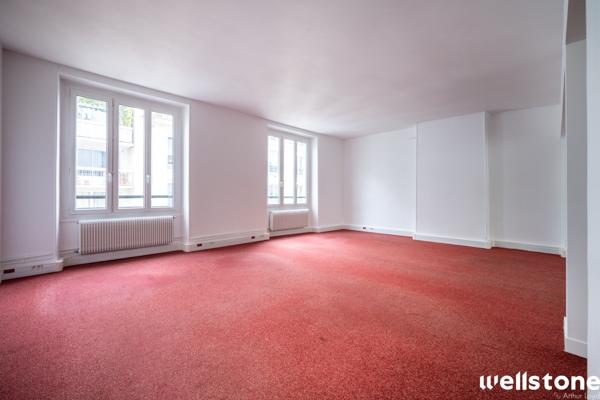 Bureaux à louer à PARIS 75011