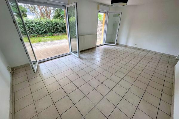 A LOUER - NANTES - QUARTIER ZOLA - T3 MEUBLE