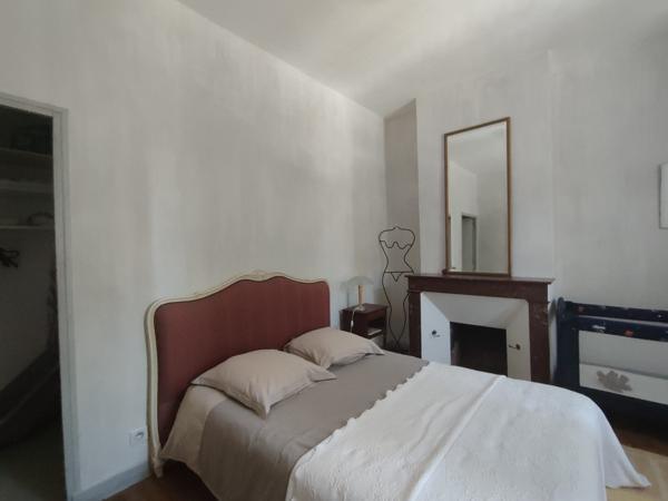 À vendre - Maison bourgeoise, 9 pièces située à Condom (32100)