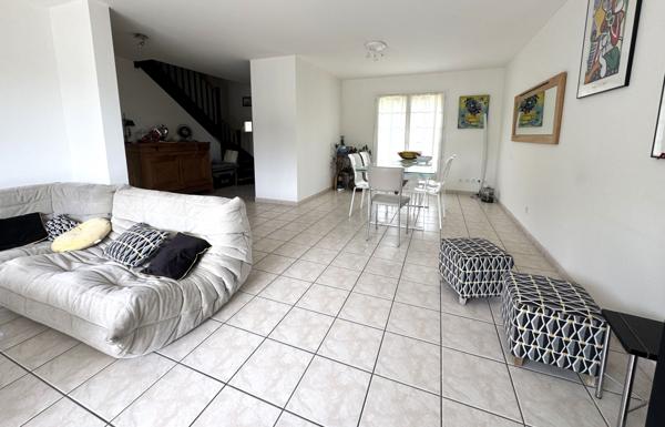 Auray (56400) MAISON 4 CHAMBRES VUE DEGAGEE SUR LA NATURE