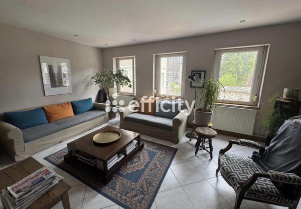 Appartement
         5 pièces
        - 106 m² Exclusivité 314 000 € *