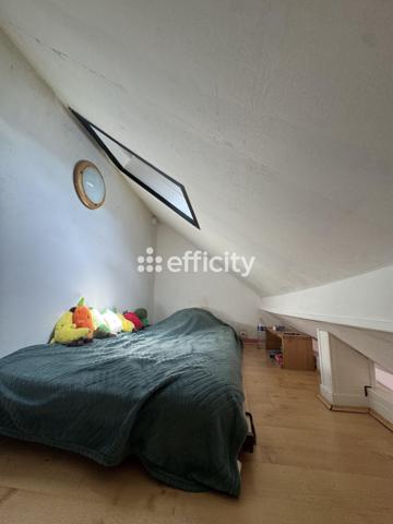 Appartement
         5 pièces
        - 106 m² Exclusivité 314 000 € *