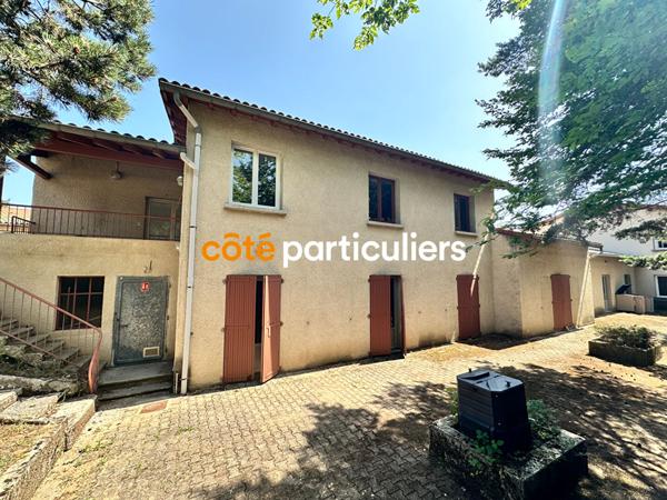 Vente Local commercial900 m² - CHASPINHAC (43700)