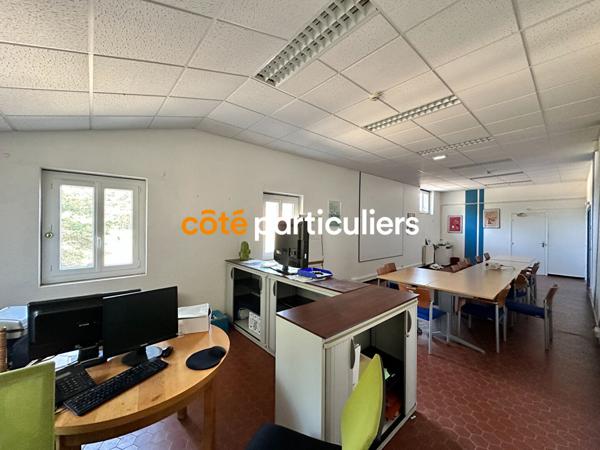 Vente Local commercial900 m² - CHASPINHAC (43700)