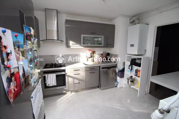 Location Appartement 3 pièces 73 m2 à Savigny-le-Temple