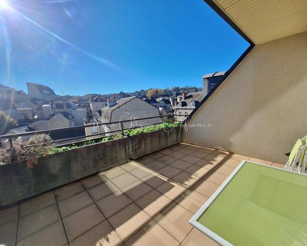 Appartement T3 à vendre : dernier étage, terrasse et garage - Centre-ville - BRIVE LA GAILLARDE (19)