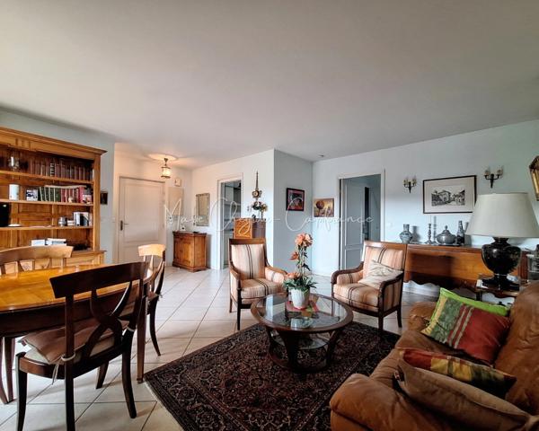 Appartement T3 à vendre : dernier étage, terrasse et garage - Centre-ville - BRIVE LA GAILLARDE (19)