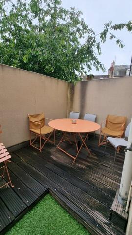 BUREAUX TYPE LOFT- CHARME ET PRESTATIONS DE QUALITÉ PROCHE GARE DE POITIERS - 238M²
