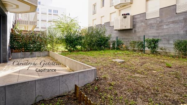 Dpt Yvelines (78), à louer MONTIGNY LE BRETONNEUX appartement T2