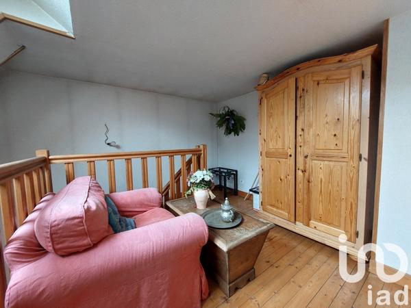 Maison 11 pièces de 284 m² à Ham (80400)