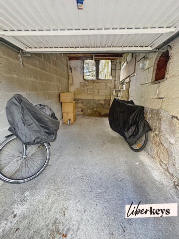 Vivre au cœur de Saumur, entre Château et Loire avec jardin et garage