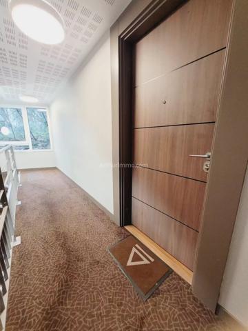 Vente Appartement 3 pièces 57 m2 à Issy-les-Moulineaux